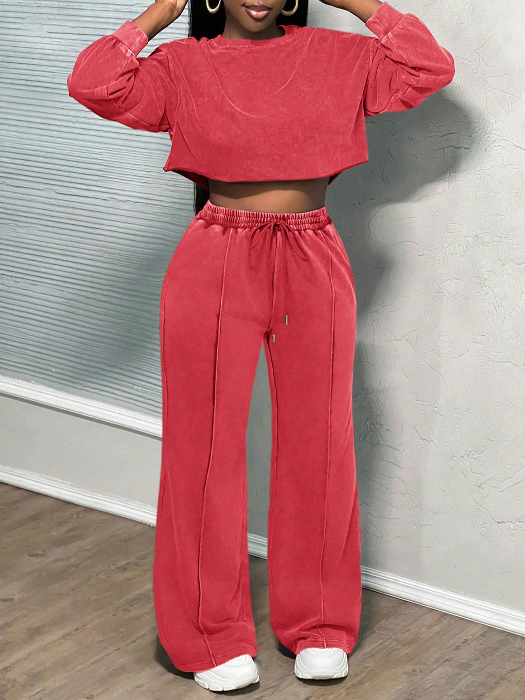 Damen lässiges cropped Lounge-Set mit weitem Hosen und praktischem Kordelzug Heidi-Mode