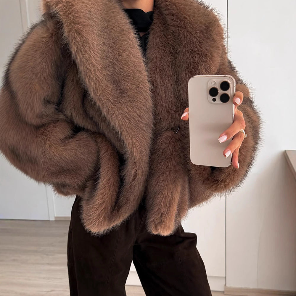 Damen stylischer Kunstfellmantel mit breitem Kragen Heidi-Mode