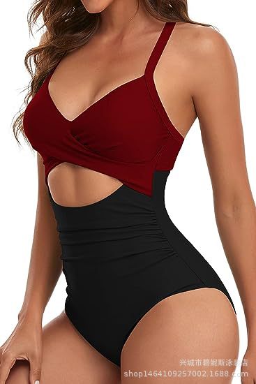 Heidi Mode | Hohler rückenfreier Bikini mit engen Trägern
