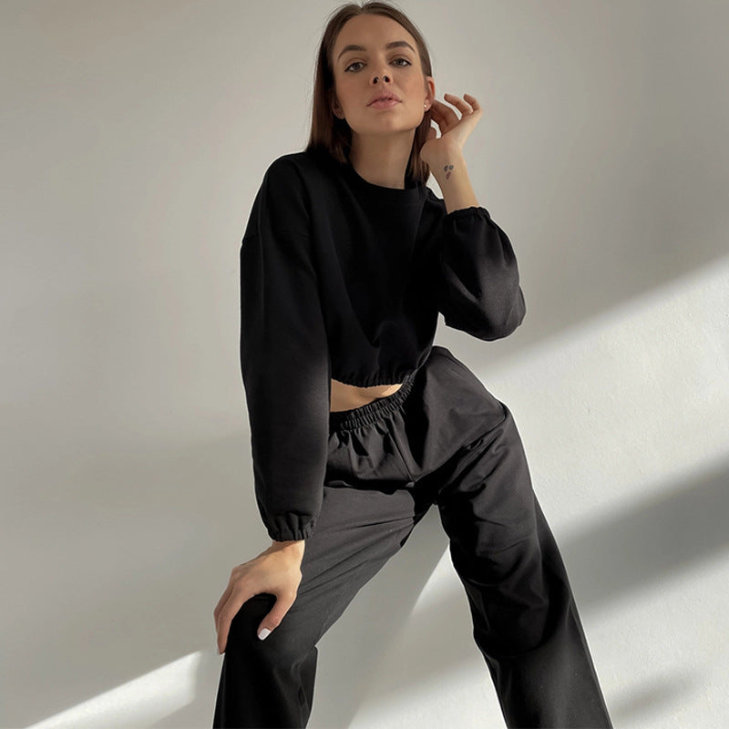 Damen lässiges Trainingsanzug-Set mit cropped Oberteil und weiten Hosen Heidi-Mode