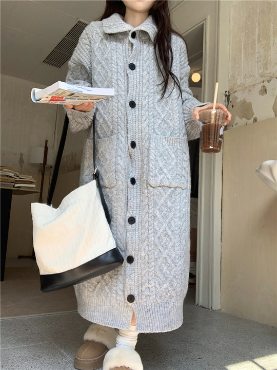Damen Grobstrick-Knopfmantel mit eleganter Zopfmusterung und praktischen Taschen Heidi-Mode
