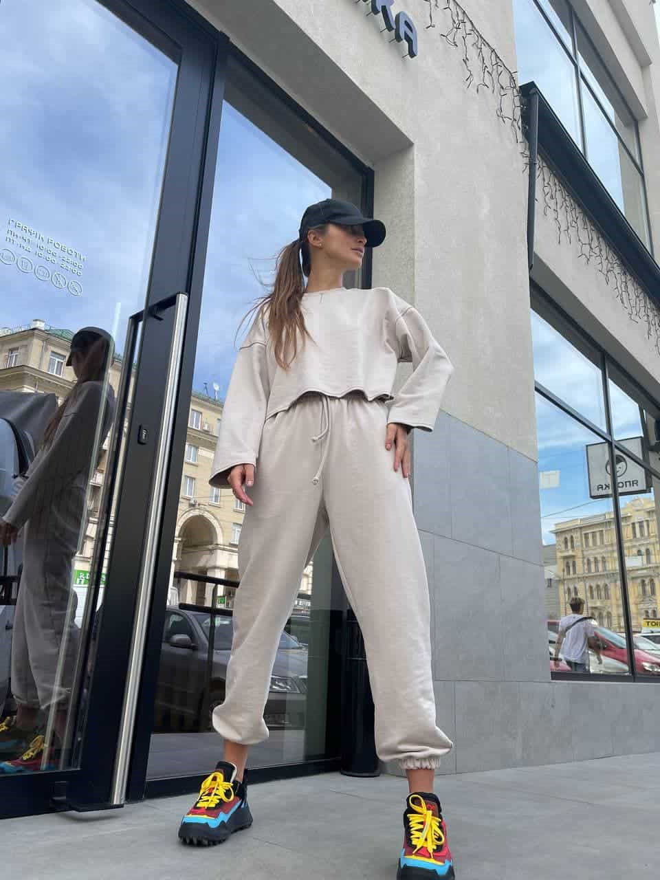 Damen Relaxed Fit Jogginganzug mit praktischer Taillenkordel und stylischen Bündchen Heidi-Mode