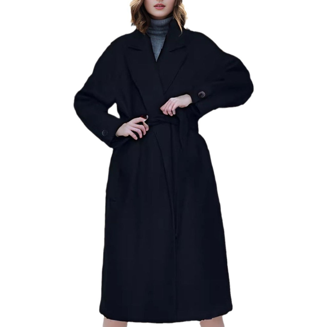 Damen eleganter langer Mantel mit breitem Revers und Gürtel Heidi-Mode
