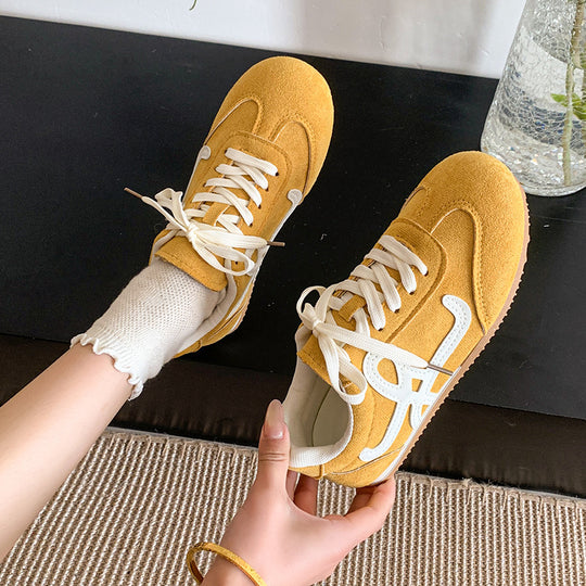 Damen sportliche Sneaker aus hochwertigem Wildleder mit atmungsaktiven Einsätzen und rutschfester Sohle Heidi-Mode