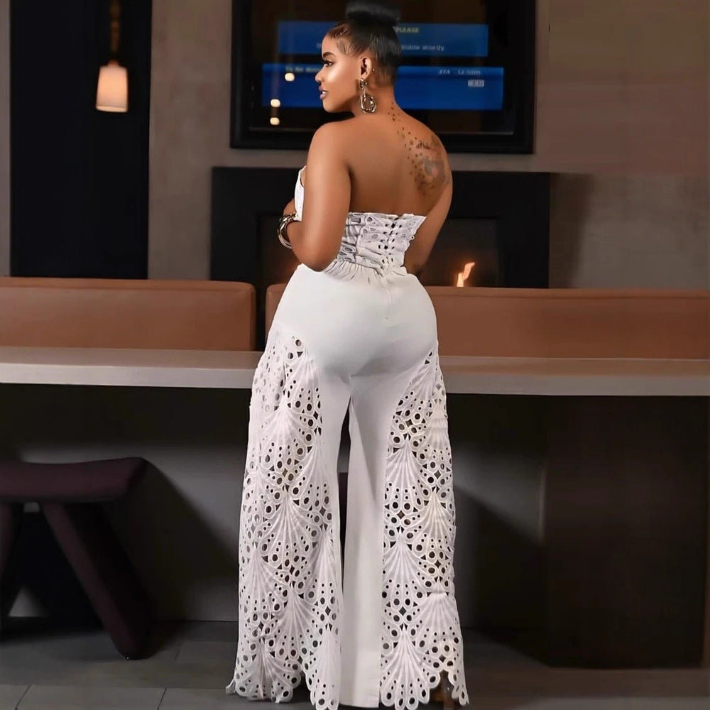 Damen Elegantes Jumpsuit mit floralen Lochdetails Heidi-Mode