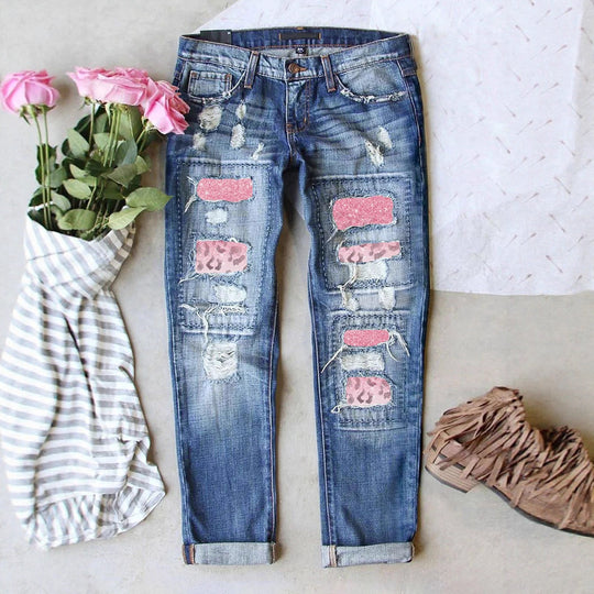 Damen Ripped Jeans mit modischen Patches und lässigem Schnitt Heidi-Mode