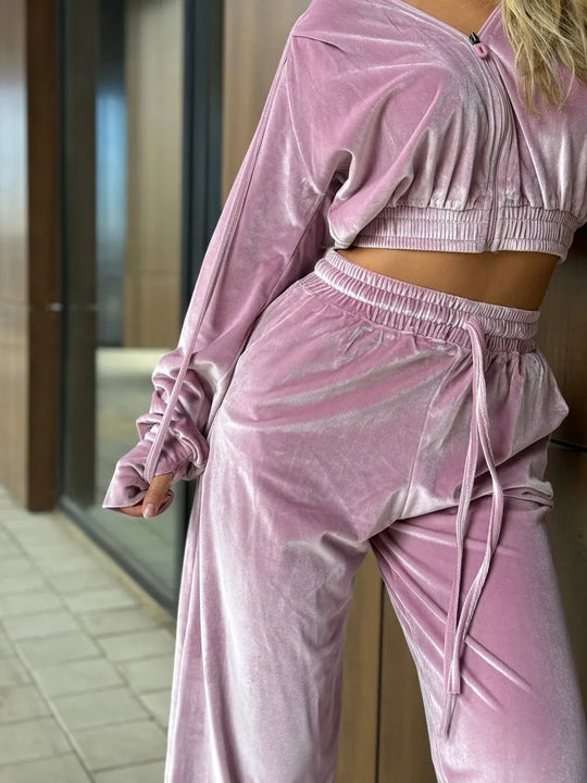 Damen Sportliche Kurzjacke und Jogginghose im entspannenden Design Heidi-Mode