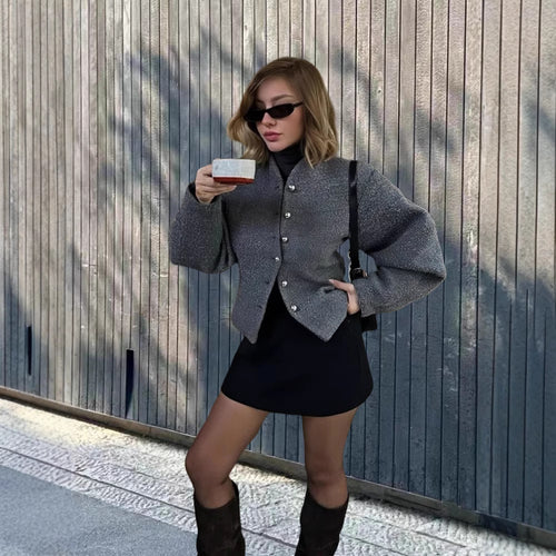 Damen Chice Überwurfjacke mit strukturiertem Design und eleganten Knöpfen Heidi-Mode