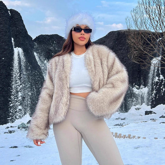 Damen Trendige und flauschige Kunstpelzjacke Heidi-Mode