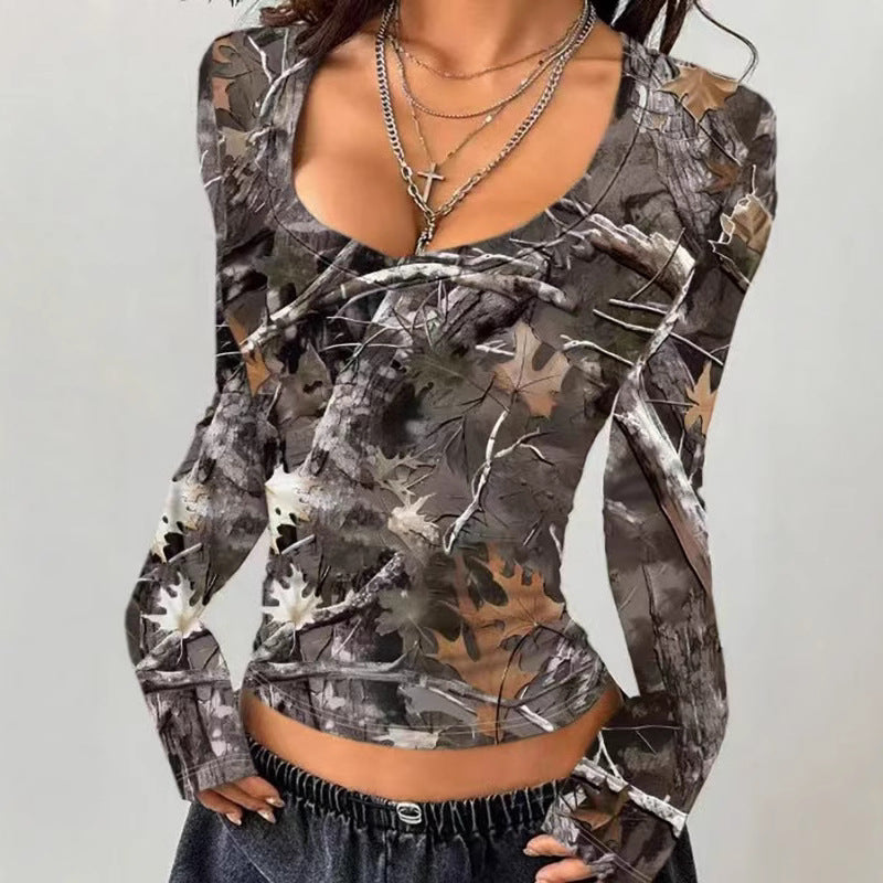 Damen Camouflage Langarmshirt mit V-Ausschnitt und modernen Details Heidi-Mode