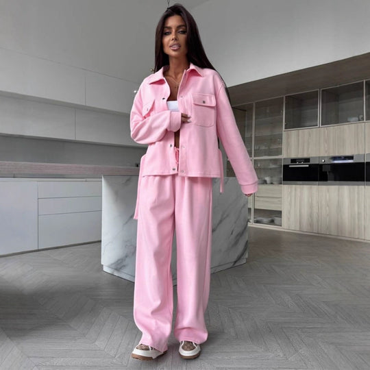 Damen elegantes Loungewear-Set mit Gürteldesign und praktisch knöpfbaren Taschen Heidi-Mode