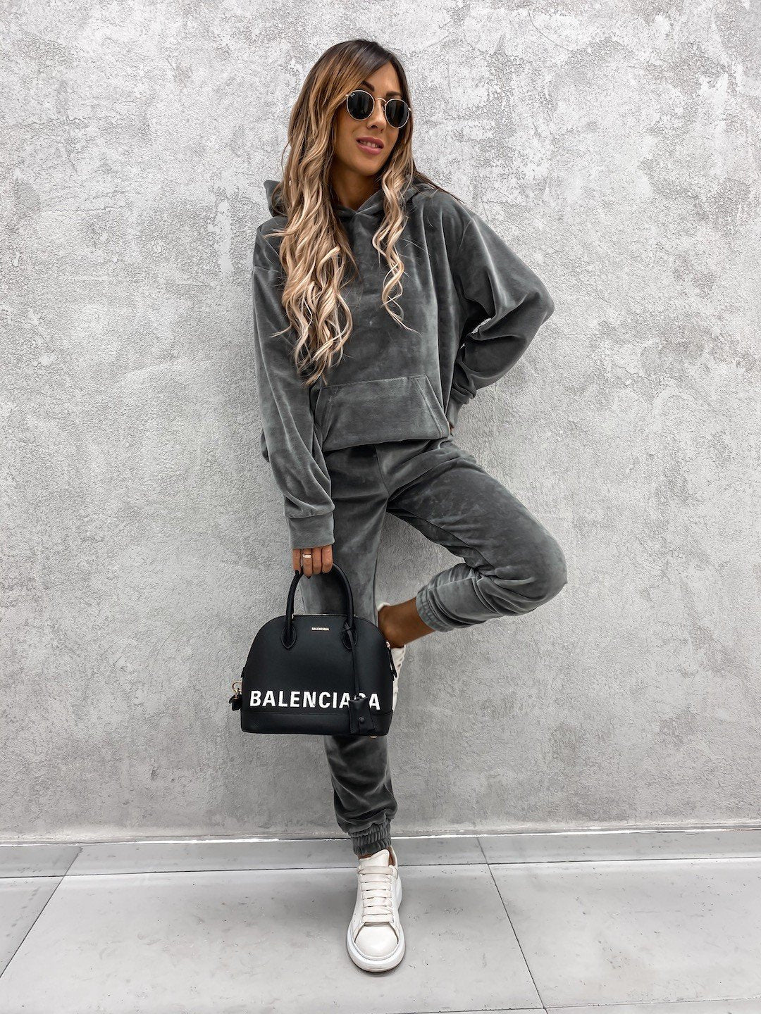 Damen kuscheliges Fleece-Set mit oversized Hoodie und bequemen Jogginghosen Heidi-Mode