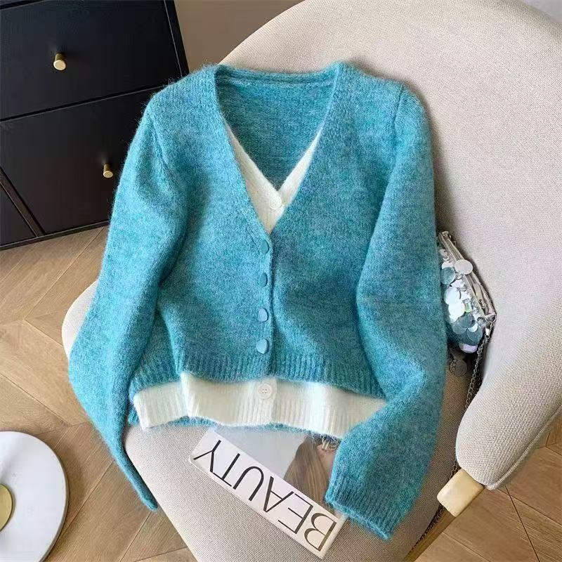 Damen modische Strickjacke mit elegantem V-Ausschnitt und Knopfdetails Heidi-Mode