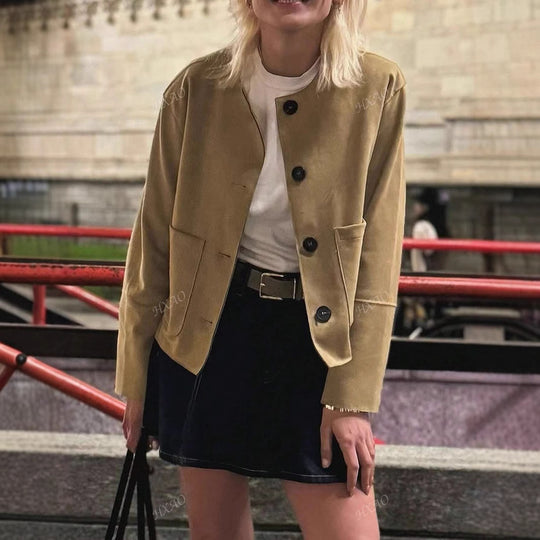 Damen modische Kurzjacke mit praktischen Taschen und Knopfverschluss Heidi-Mode