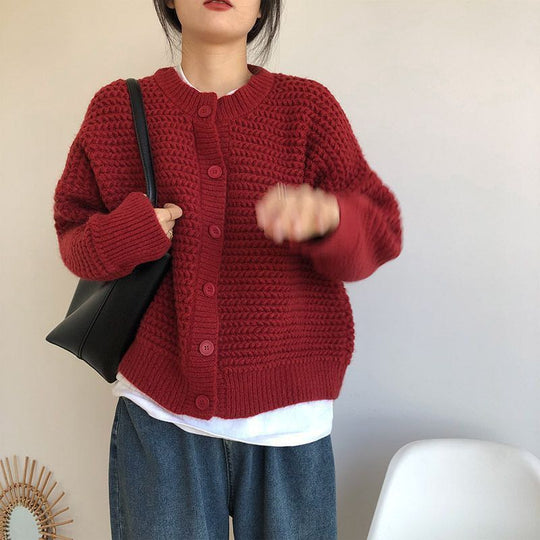 Damen Grobstrickjacke mit Knopfdetails und oversized Schnitt Heidi-Mode