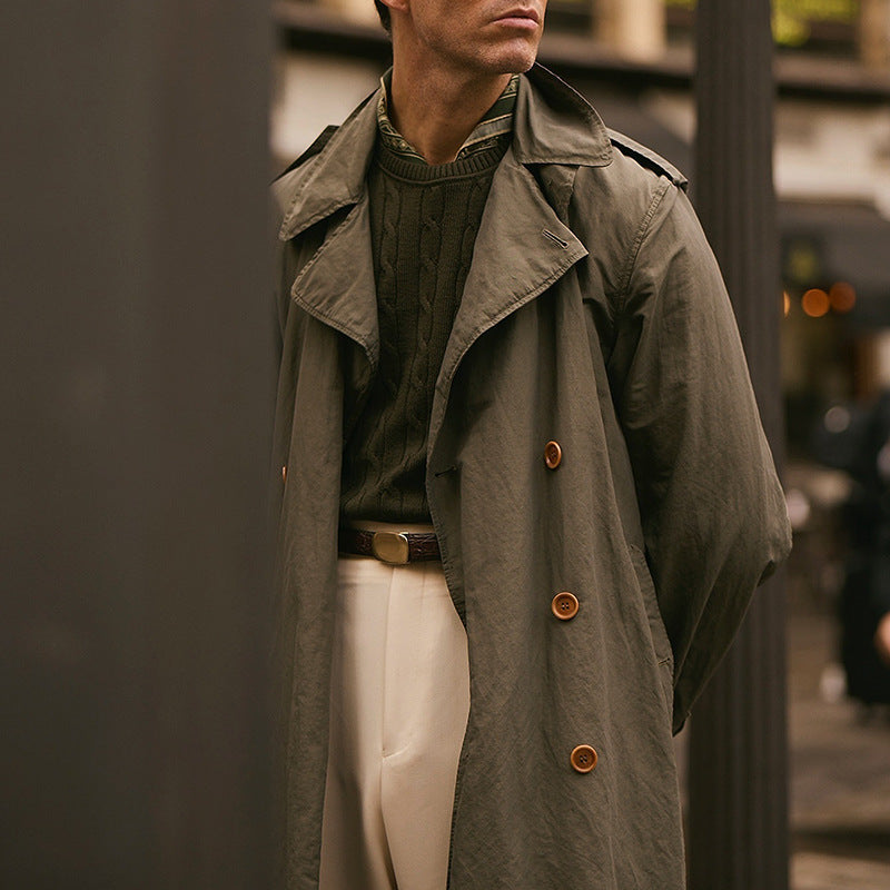 Herren Lange Trenchcoat im klassischen Stil mit praktischen Taschen Heidi-Mode