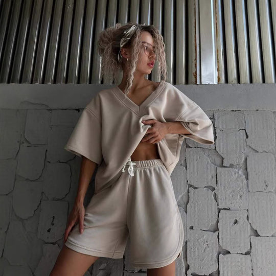 Damen lässiges Sport-Set mit V-Ausschnitt und weitem Schnitt Heidi-Mode