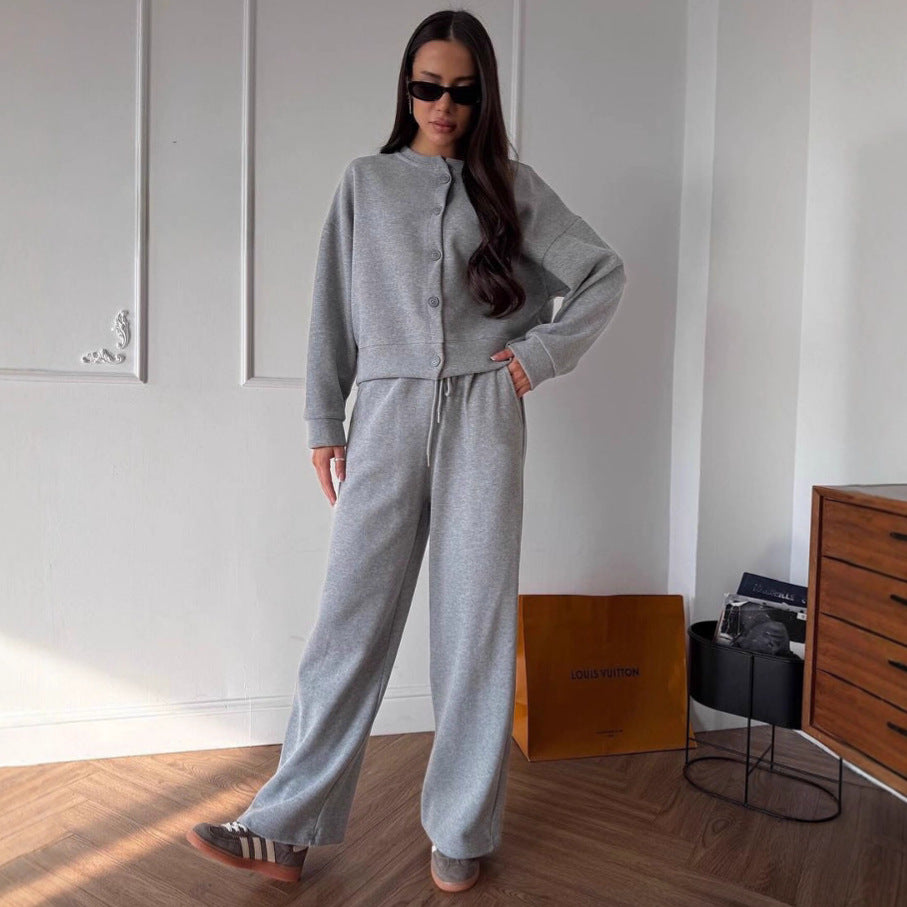 Damen lässiger Sweat-Pullover mit Knopfleiste und bequemen Jogginghose Heidi-Mode