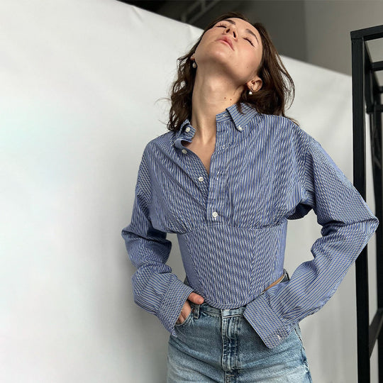 Damen Hemdbluse mit innovativem Schnitt und strukturierten Ärmeln Heidi-Mode