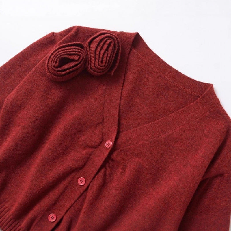 Damen modische Strickjacke mit Druckknopfverschluss und dekorativem Rüschendetail Heidi-Mode