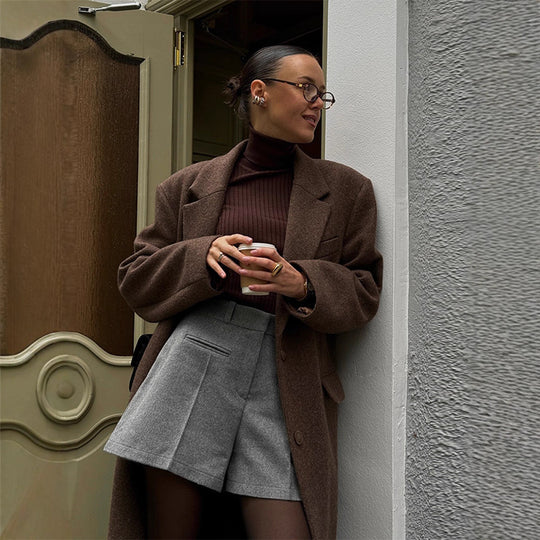 Damen Lange Wollmantel mit modernen Schnittführungen Heidi-Mode