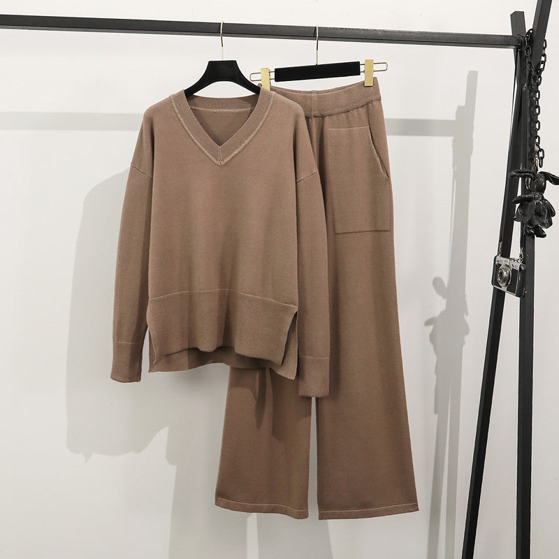 Damen lässiges Strick-Loungewear-Set mit tiefem V-Ausschnitt und praktischen Taschen Heidi-Mode