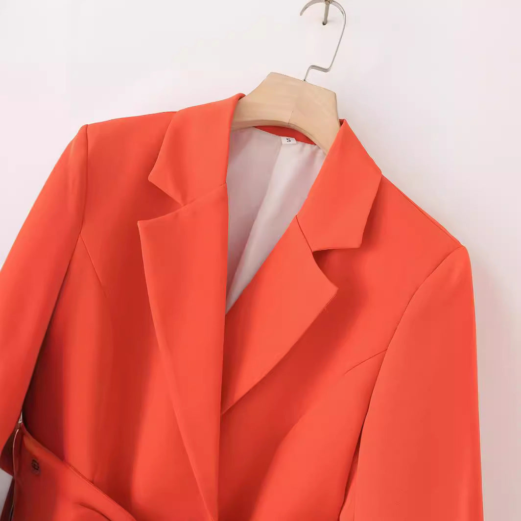 Damen Blazerjacke mit tailliertem Schnitt und Gürteldetail Heidi-Mode