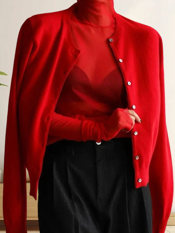 Damen Strickoberteil mit eleganter Knopfleiste und modernen Details Heidi-Mode