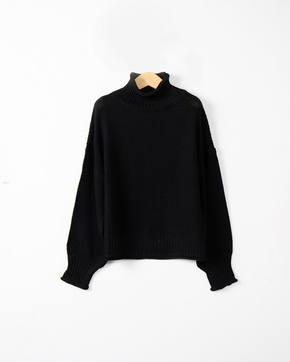 Damen modischer Pullover mit hohem Kragen und strukturierter Textur Heidi-Mode