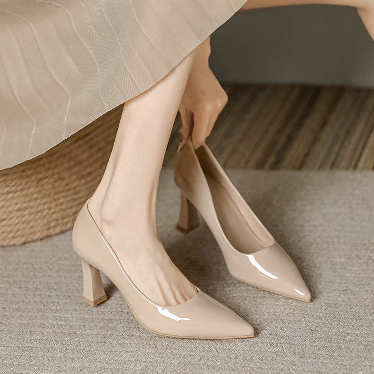 Damen Pumps mit elegantem Blockabsatz und modischem Details Heidi-Mode