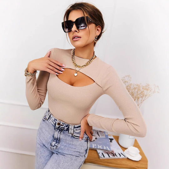 Damen modisches Langarmoberteil mit raffiniertem Cut-Out Heidi-Mode