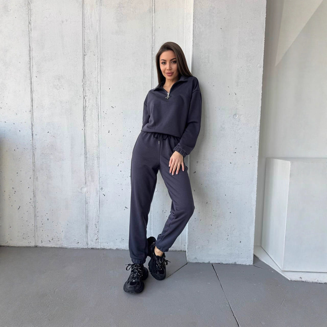 Damen modischer Jogginganzug mit hochgeschlossenem Kragen und Kordelzug Heidi-Mode