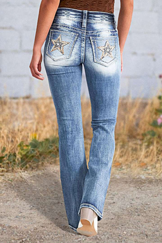 Damen Bootcut Jeans mit auffälligen Rückentaschen Heidi-Mode