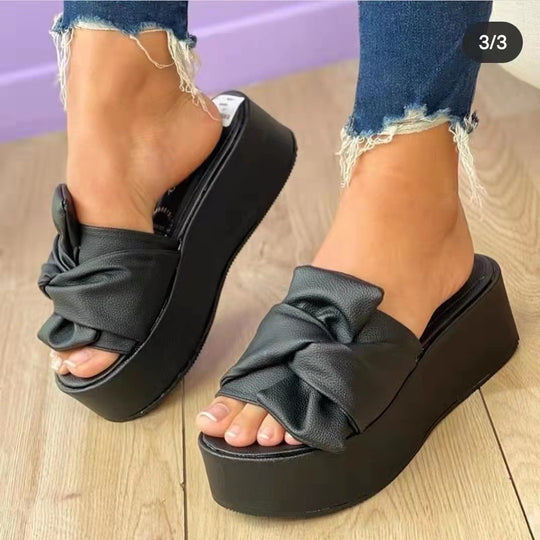 Damen Wedge-Pantoletten mit stilvollem Knotendesign und rutschfester Sohle Heidi-Mode