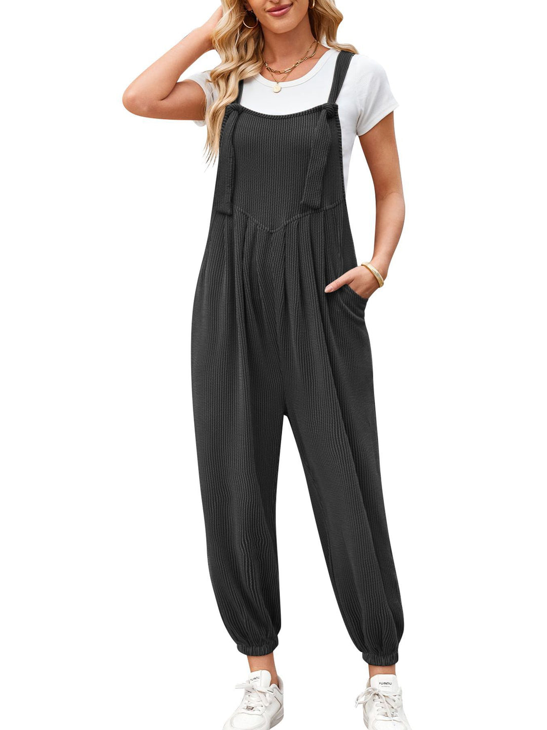 Damen Lässiger Jumpsuit mit praktischen Taschen Heidi-Mode