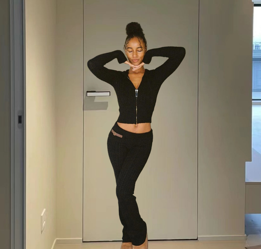Damen Strickanzug mit Reißverschluss und weitem Bein Heidi-Mode