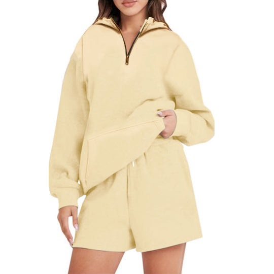 Damen lässiger Hoodie mit kurzem Schnitt und praktischen Taschen Heidi-Mode