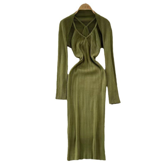 Damen elegantes Maxikleid mit raffinierten Falten und tiefem Ausschnitt Heidi-Mode