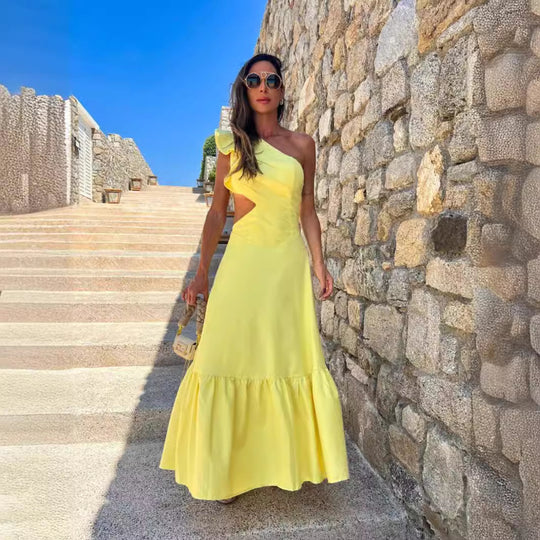 Damen Maxikleid mit asymmetrischem Design und verspieltem Rüschensaum Heidi-Mode