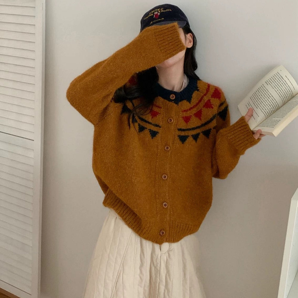 Damen Grobstrickcardigan mit aufwendigem Farbmuster und komfortablem Knopfverschluss Heidi-Mode