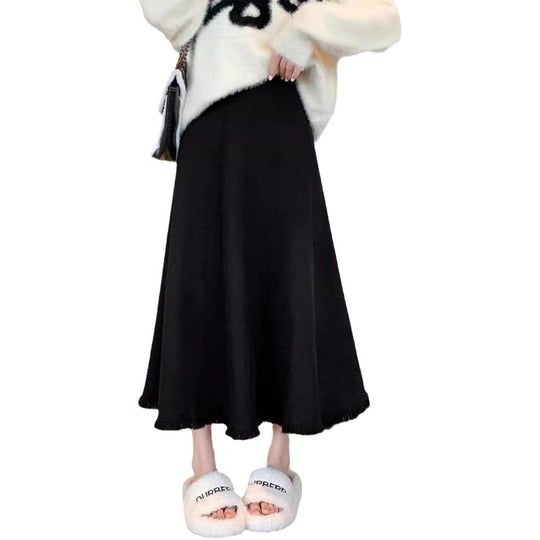 Damen Maxirock aus weichem, strukturiertem Strickstoff mit fransigem Saum Heidi-Mode