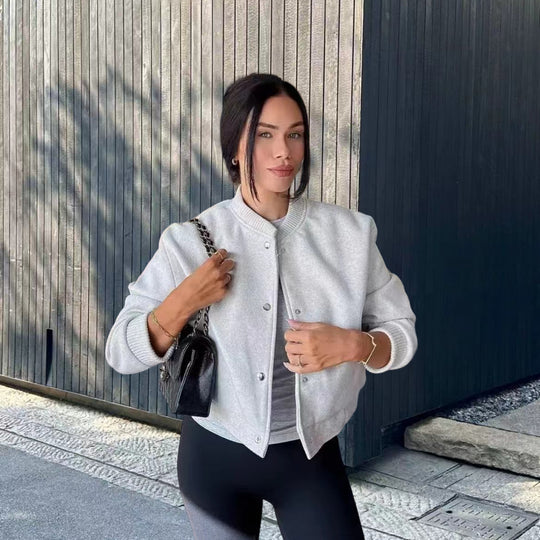 Damen Sportliche Oversize-Jacke mit Reißverschluss und voluminösen Ärmeln Heidi-Mode