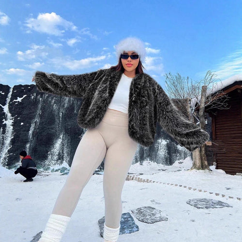 Damen Trendige und flauschige Kunstpelzjacke Heidi-Mode
