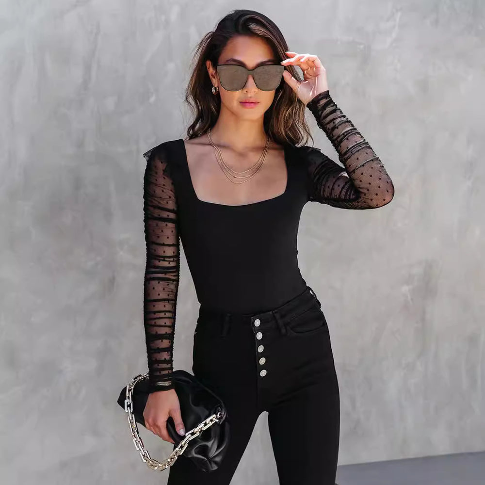 Damen Body mit elegantem quadratischen Ausschnitt und luftigen Puffärmeln Heidi-Mode