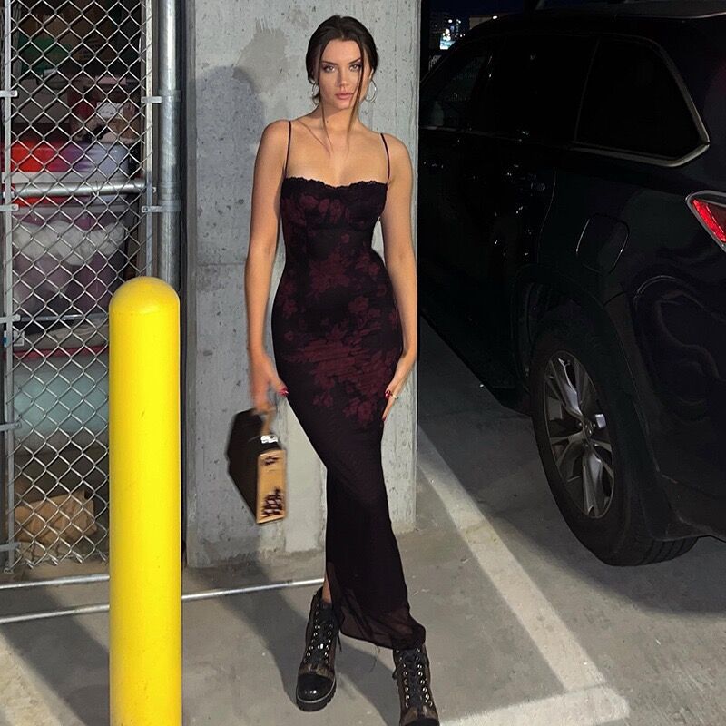 Damen Maxikleid mit floralem Spitzenbesatz und figurbetontem Schnitt Heidi-Mode