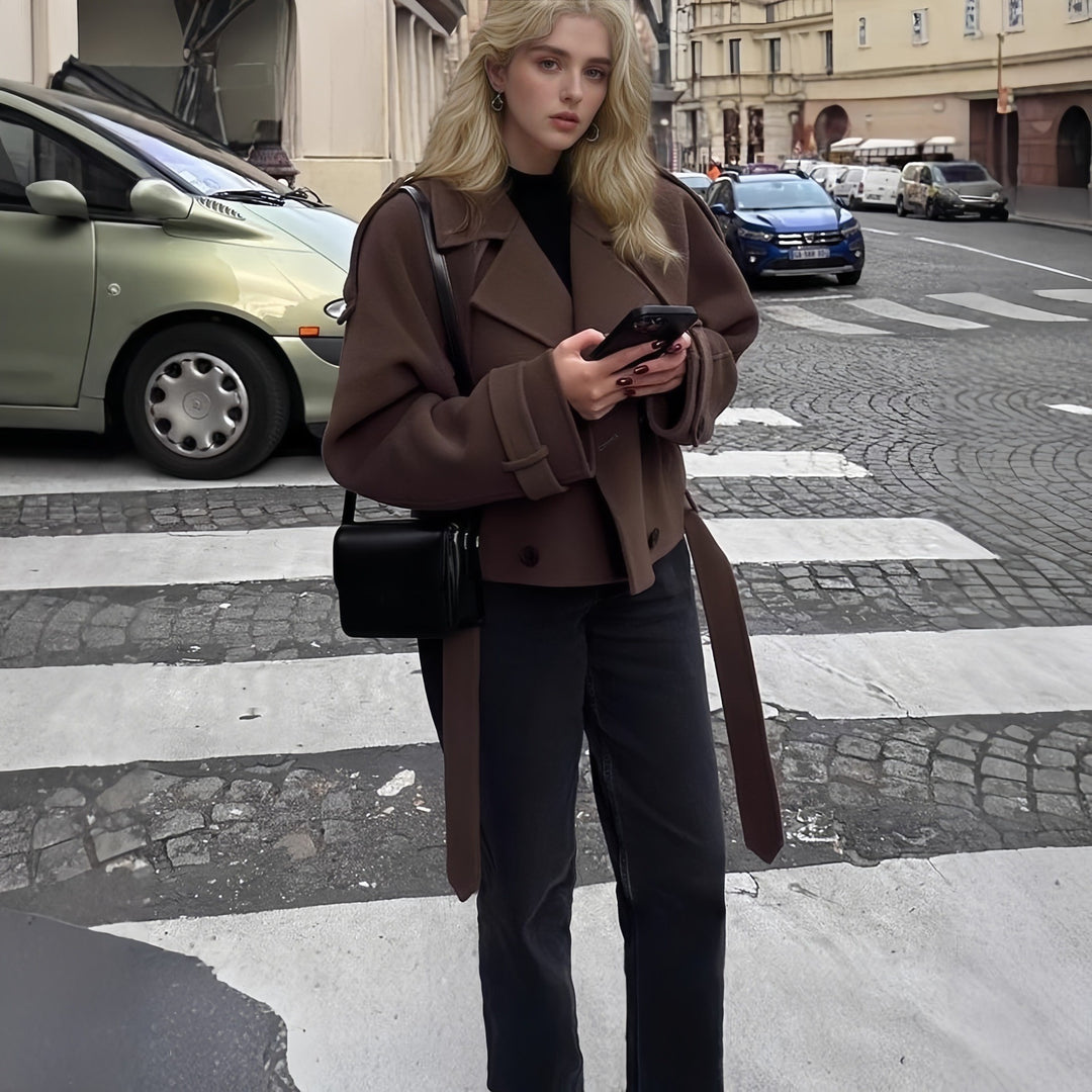 Damen Modischer Übergröße-Bikerjacke mit asymmetrischem Schnitt und Druckknopfverschluss Heidi-Mode