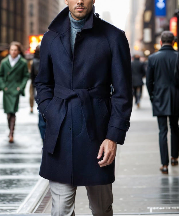 Herren modischer Wolltrenchcoat mit Bindegürtel und großen Taschen Heidi-Mode