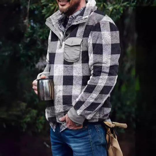 Herren Fleece-Pullover mit Karomuster und hohem Kragen Heidi-Mode