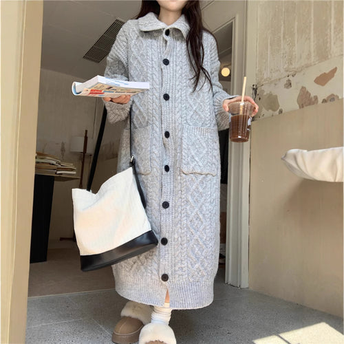 Damen Grobstrick-Knopfmantel mit eleganter Zopfmusterung und praktischen Taschen Heidi-Mode