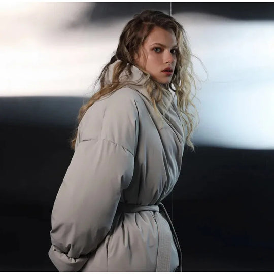 Damen Praktische und modische Daunenjacke mit Gürtel Heidi-Mode